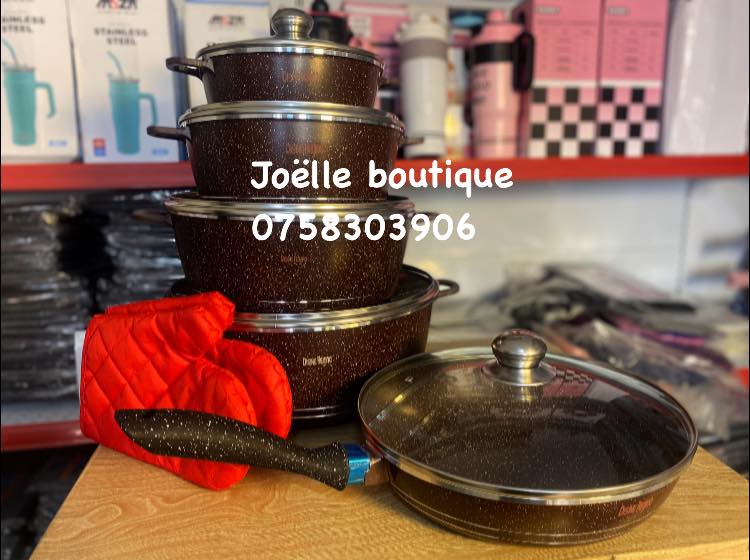 Ensemble de 4 casseroles